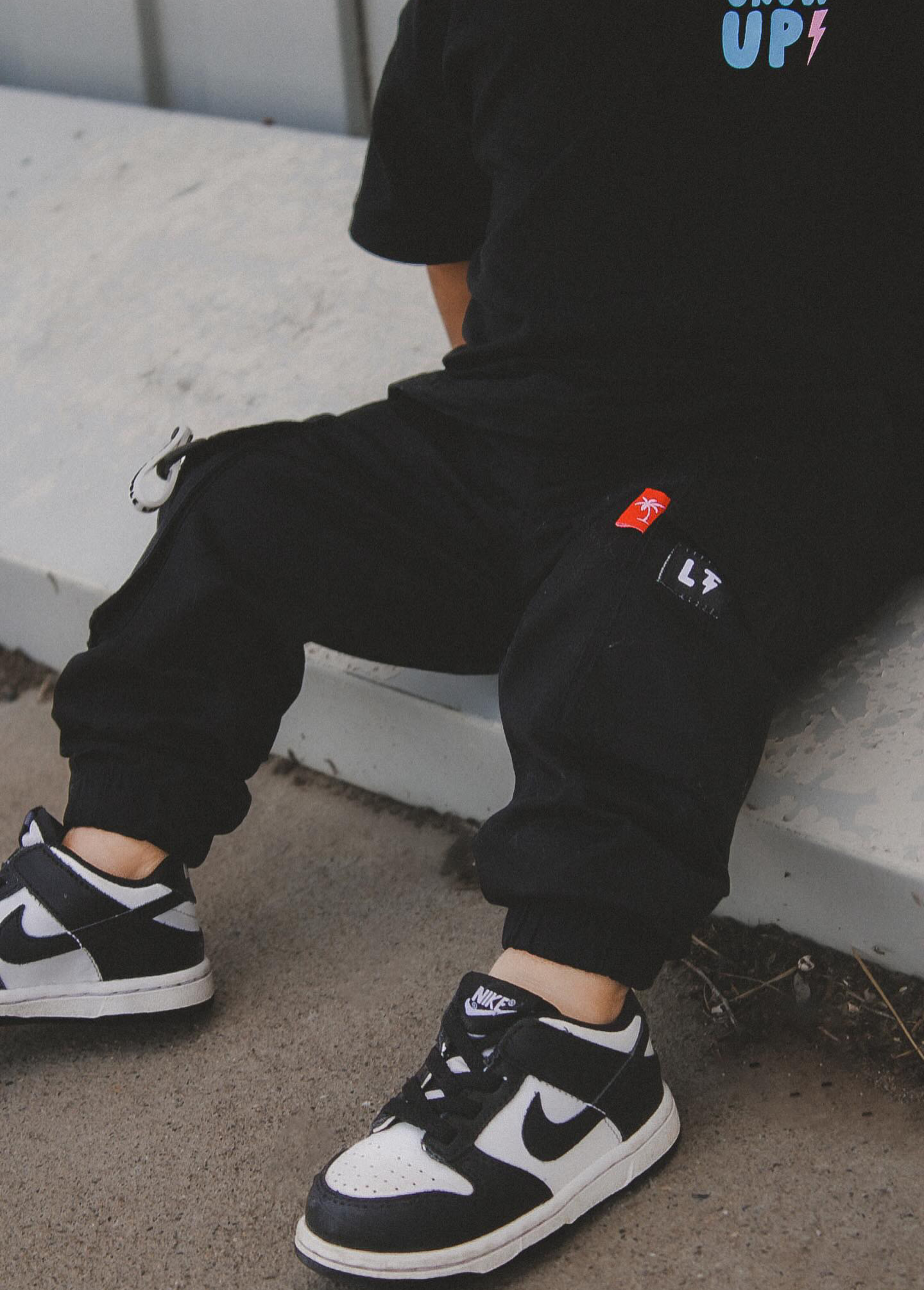Black Cargos