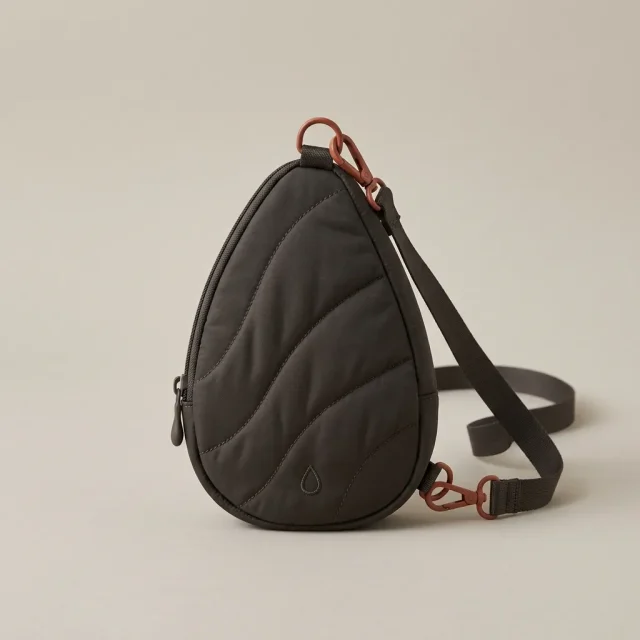 Droplet 1.5 · Quilted, studio photo